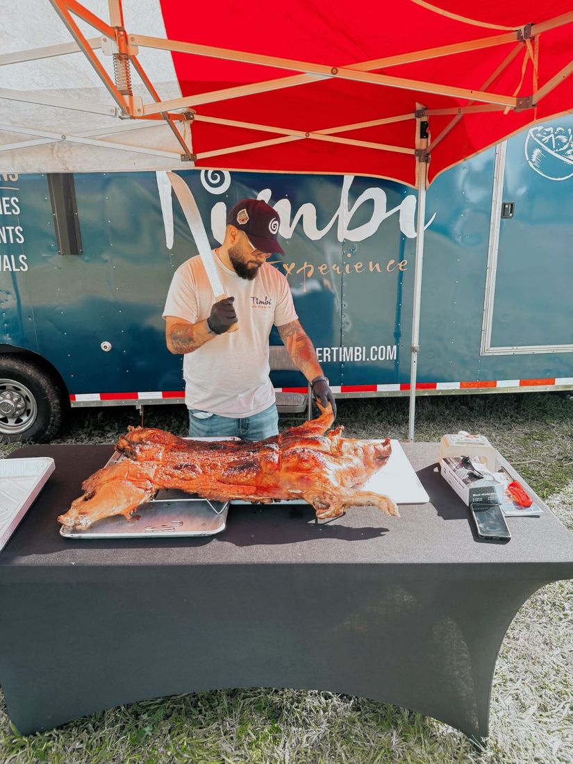 Whole roast at the Timbí truck